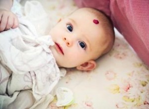 Marcas de Nacimiento de Fresa en Bebés: Causas, Riesgos, Evolución y Mitos Desmentidos