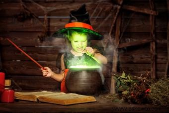 Más de 110 nombres encantadores de brujas para bebés