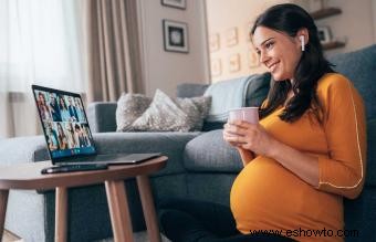 Más de 20 ejemplos divertidos de redacción de invitaciones para baby shower