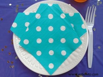 Ideas fáciles y adorables para doblar servilletas para baby shower