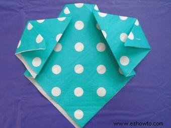 Ideas fáciles y adorables para doblar servilletas para baby shower