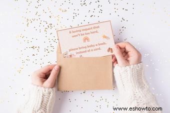 Ideas creativas para llevar un libro en lugar de una tarjeta para un baby shower