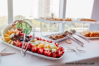 Deliciosas ideas para un buffet de baby shower que a todos les encantarán