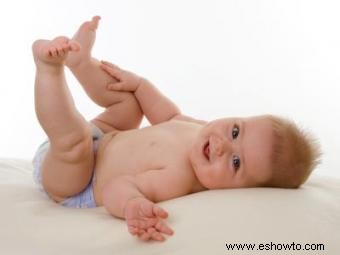 Artesanía con huellas de bebés adorables:manos, pies y dedos