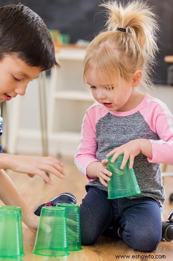 12 actividades asombrosamente divertidas para niños pequeños para probar