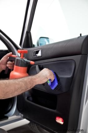 10 consejos de limpieza de automóviles más importantes en primavera