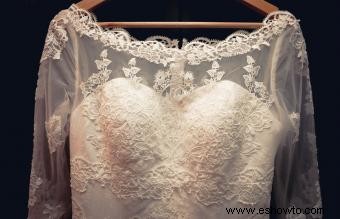 Cómo donar un vestido de novia a una organización benéfica significativa