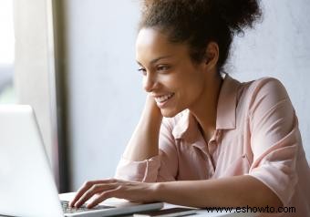 Becas universitarias para mujeres trabajadoras