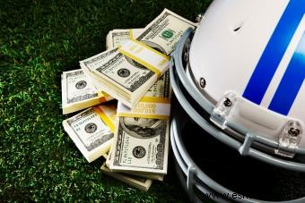 ¿Gana dinero el fútbol universitario?