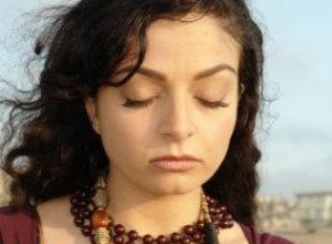 Guía práctica: Cómo usar psíquicos de citas para consejos en el amor