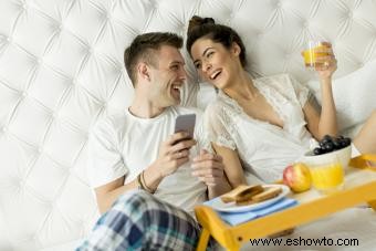 6 formas respaldadas por la ciencia para ser una pareja feliz