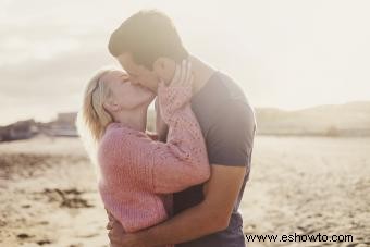 13 formas sensuales de besar a tu novio 
