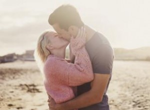 13 Formas Sensuales y Apasionadas de Besar a tu Novio: Guía Experta para una Intimidad Inolvidable