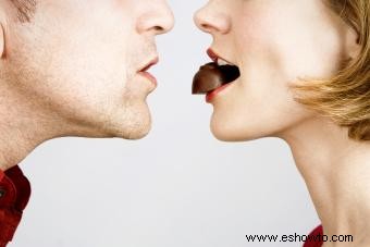 13 formas sensuales de besar a tu novio 
