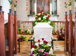 Tradiciones funerarias cristianas comunes