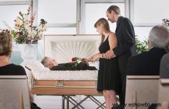 ¿Cuál es la diferencia entre un velorio y un funeral? 