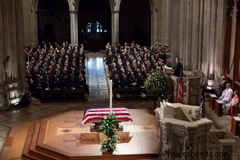 Tradiciones funerarias presidenciales:una muestra de respeto 