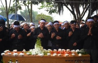 ¿Qué sucede en un funeral vietnamita?