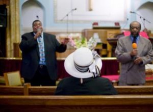 Las 40 mejores canciones de R&B para funerales: honra la memoria con emoción