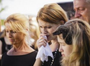 Guía completa para preparar un elogio emotivo para tu abuela en su funeral