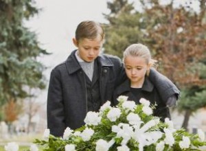 Cómo afecta la muerte de un padre a los niños según su edad: Guía experta por etapas