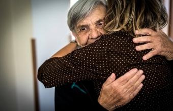 Cómo consolar a alguien sin palabras