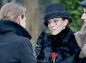 Qué decir cuando fallece alguien que no conocías: Guía de consuelo empático