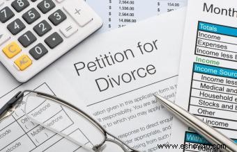 ¿Cómo obtengo un divorcio sin dinero?