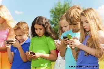 ¿Cuándo deben los niños obtener teléfonos celulares?