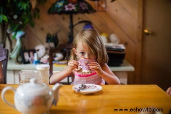 ¿Es malo que los niños tomen café o té? 