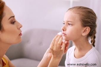 Causas y tratamiento de hemorragias nasales frecuentes en niños 