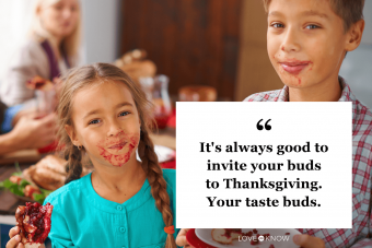 Más de 60 chistes de Acción de Gracias para niños que son una cornucopia de risas 