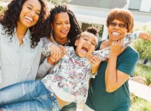 81 citas para reuniones familiares: divertidas, tiernas e inspiradoras