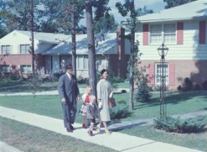 La familia de los años 50:estructura, valores y vida cotidiana