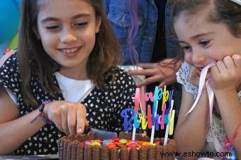 Tradiciones de cumpleaños en todo el mundo:celebraciones de toda la vida