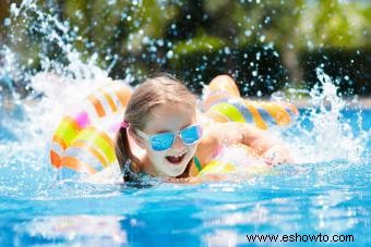 10 juegos familiares en la piscina que causarán sensación