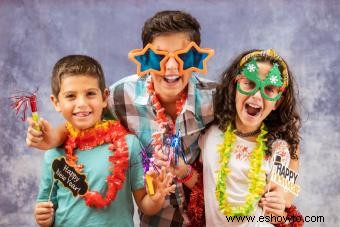 Diez maneras de hacer que la víspera de Año Nuevo con los niños sea una cuenta regresiva de diversión familiar