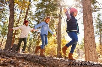 12 carreras de obstáculos de bricolaje para que los niños creen aventuras instantáneas