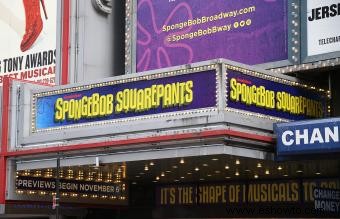 15 mejores espectáculos de Broadway para familias (para cautivar a todas las edades)