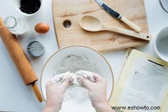 Una guía para hacer un libro de cocina familiar que pueda durar generaciones