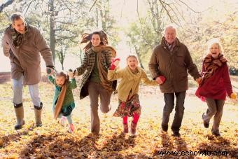 Ideas para fotos familiares de otoño que abrazan el espíritu de la temporada