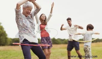 Juegos familiares para picnics que acercarán a todos