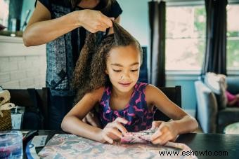 Las mañanas escolares simplificadas:Trucos para la vida que les encantan a los padres y a los niños