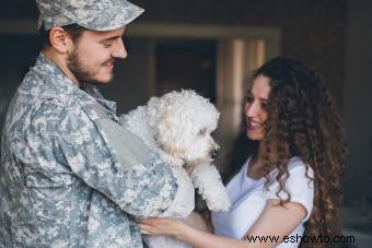 Ayudando a las familias militares necesitadas:diferentes formas de mostrar apoyo
