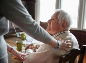 12 consejos esenciales para cuidar a tus seres queridos mayores con amor y seguridad