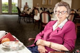 Ventajas de las comidas al estilo familiar en el cuidado a largo plazo