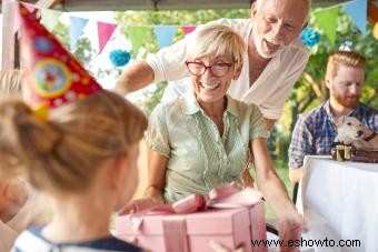 Citas para cumplir 70 años:celebra con alegría y risas