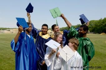 Consejos para comprar toga y birrete de graduación 