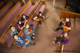 Canciones de adoración para grupos juveniles 