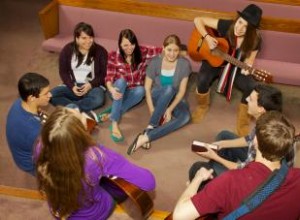 Ideas Creativas y Originales de Nombres para Grupos Juveniles Cristianos